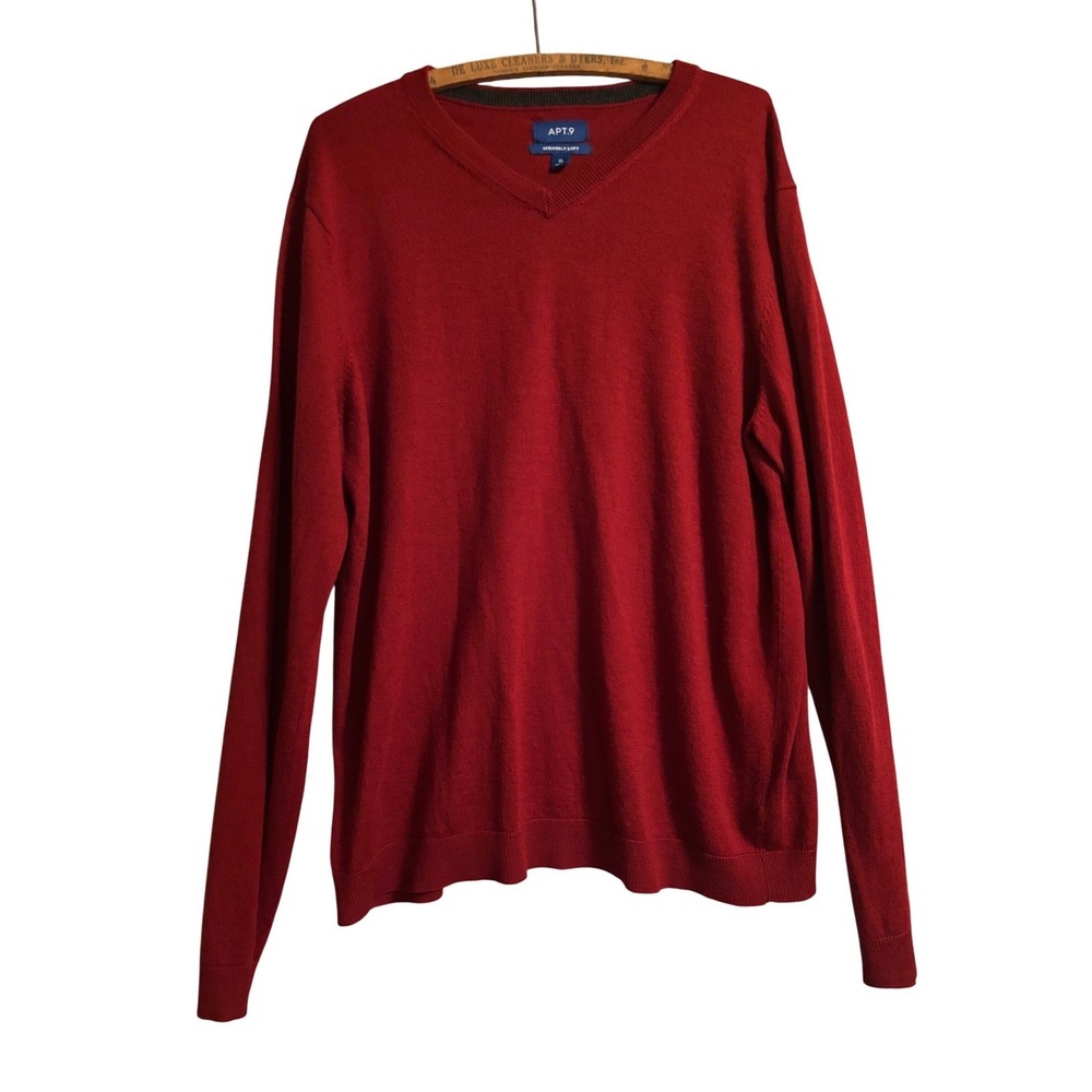 APTโ 9 Mens Red V Neck Long Sleeve Knit Sweater Seriously Soft XL